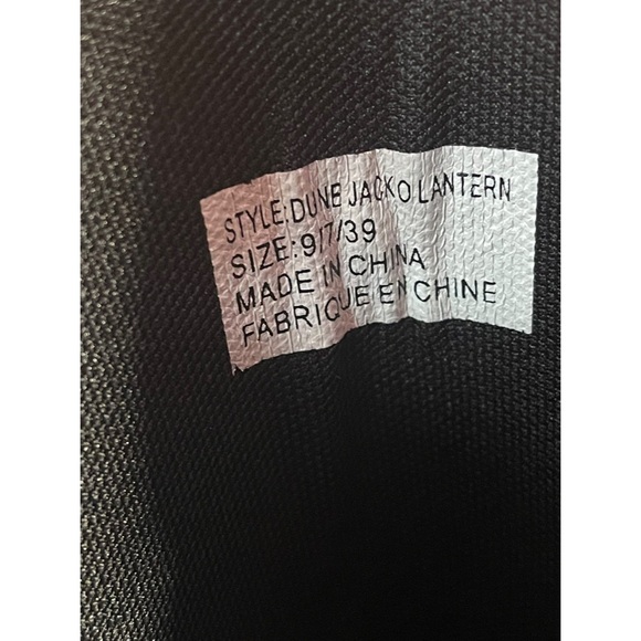 YRU Limited Edition Halloween Jack-o’-lantern Platforms - Picture 6 of 7